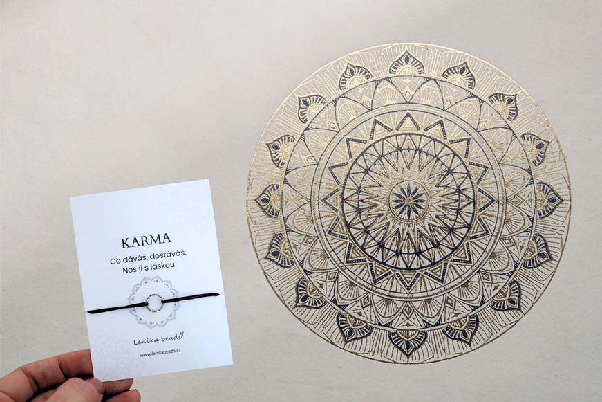 mandala na stene s naramkem